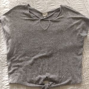 3/$20 Anthropology Caution to the Wind Gray Top